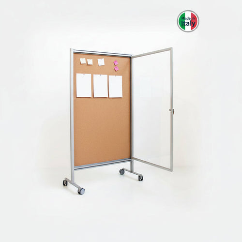Bacheca mobile su ruote con fondo in sughero o tessuto per comunicazione interna ufficiale.