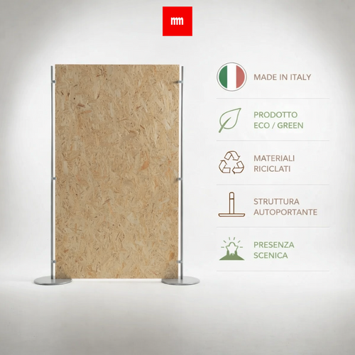 Dettaglio pannello OSB naturale con texture di legno pressato, superficie resistente e riciclabile, ideale per ambienti moderni e allestimenti professionali.